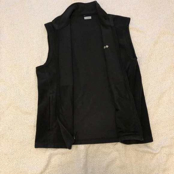 Columbia Fleece Vest - Picture 2 of 3